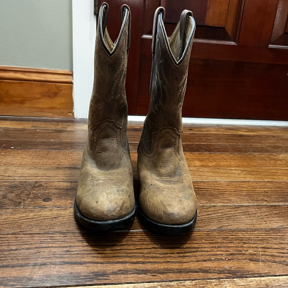 Smokey Mountain Boots size 2.5